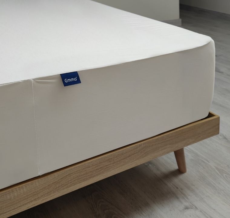 Protector de colchón esencial Emma_fibra TENCEL_ transpirable y natural