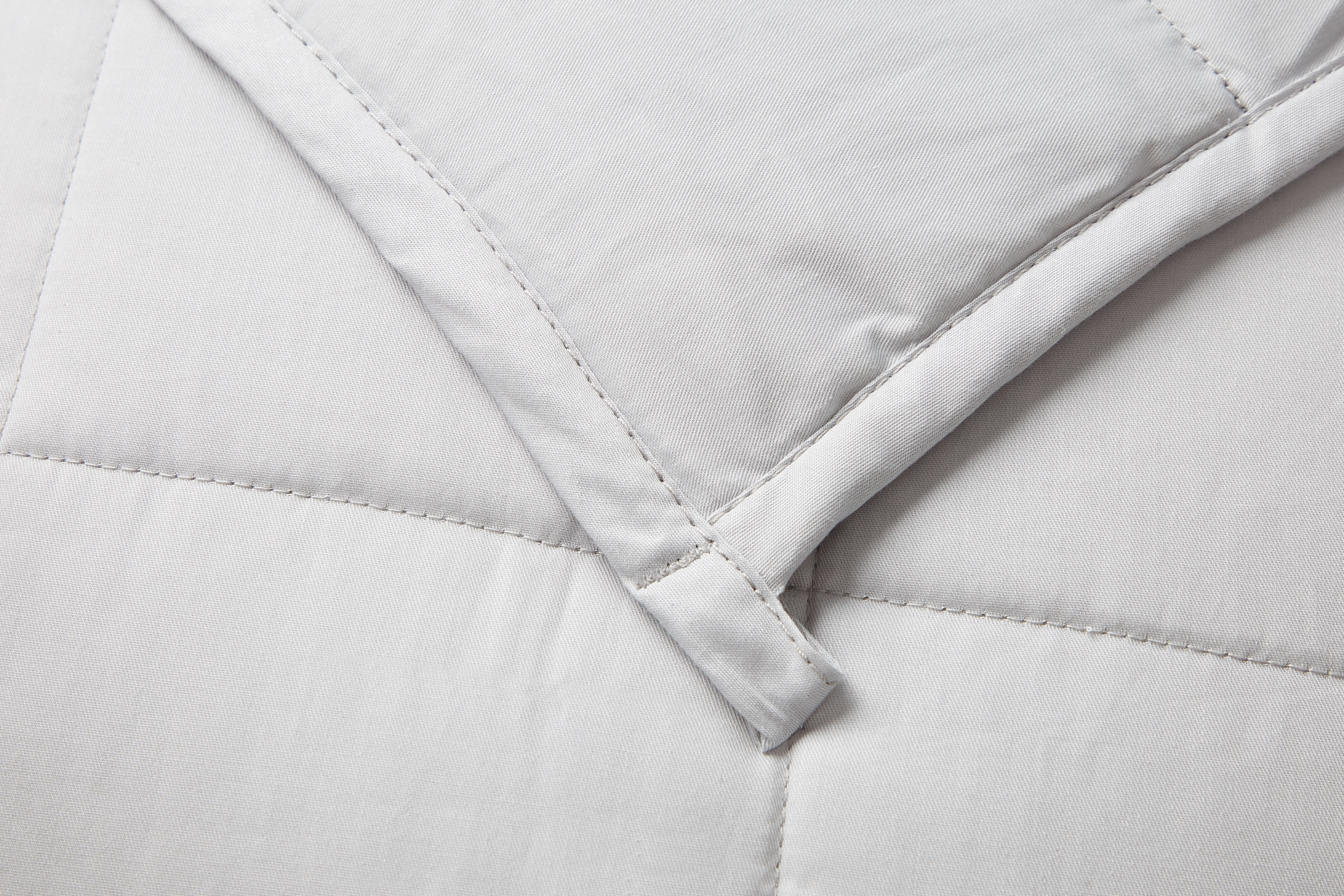 Couverture lestee details