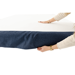 Tendre la housse du sommier Meilleur Matelas Emma Original